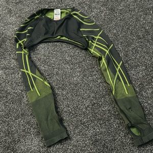 Gymshark Women’s Active Super Crop Top